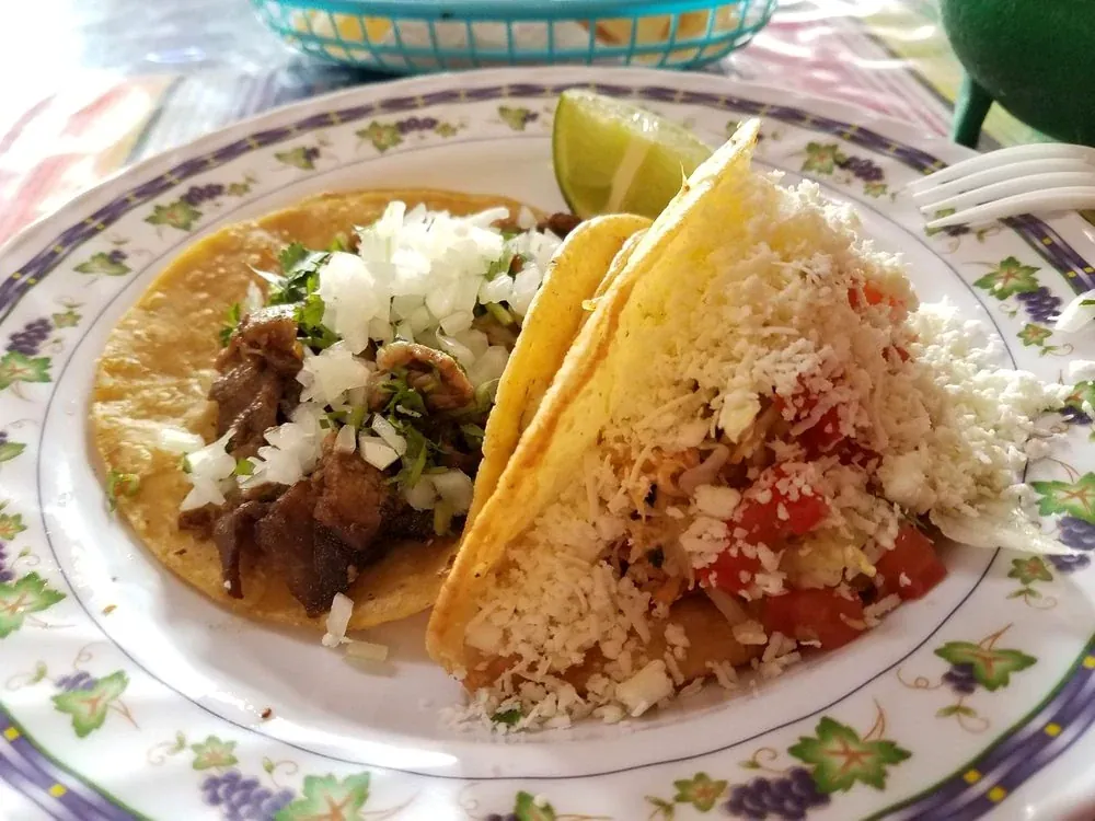 La Tapatía tacos